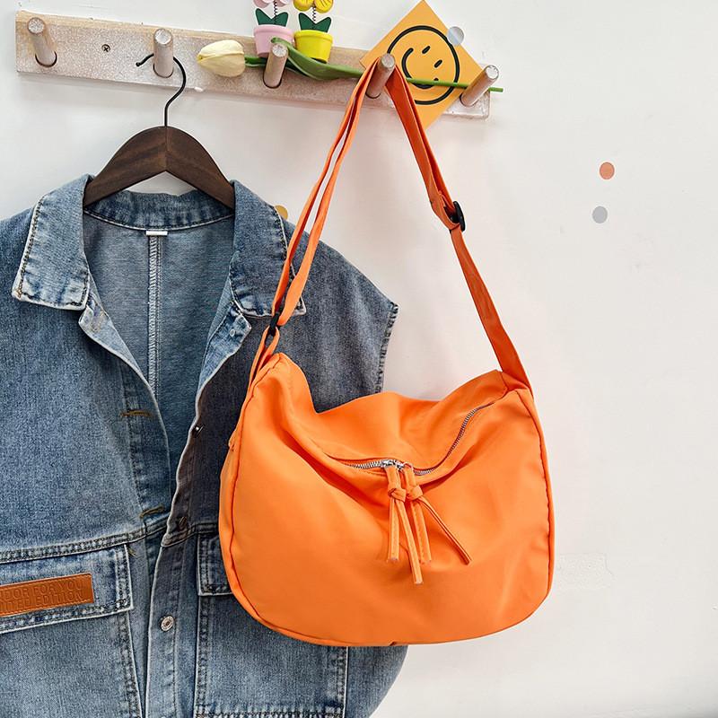 Trendy Large Capacity Casual Shoulder Tote Bag With Stylish Street Fashion Design