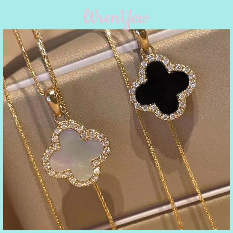 Fashionable Four-leaf Clover Sweater Chain For Women Alloy Material Geometric Design