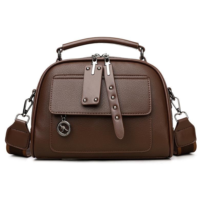 This Is A Large-capacity Single-shoulder Crossbody Bag with Multiple Compartments