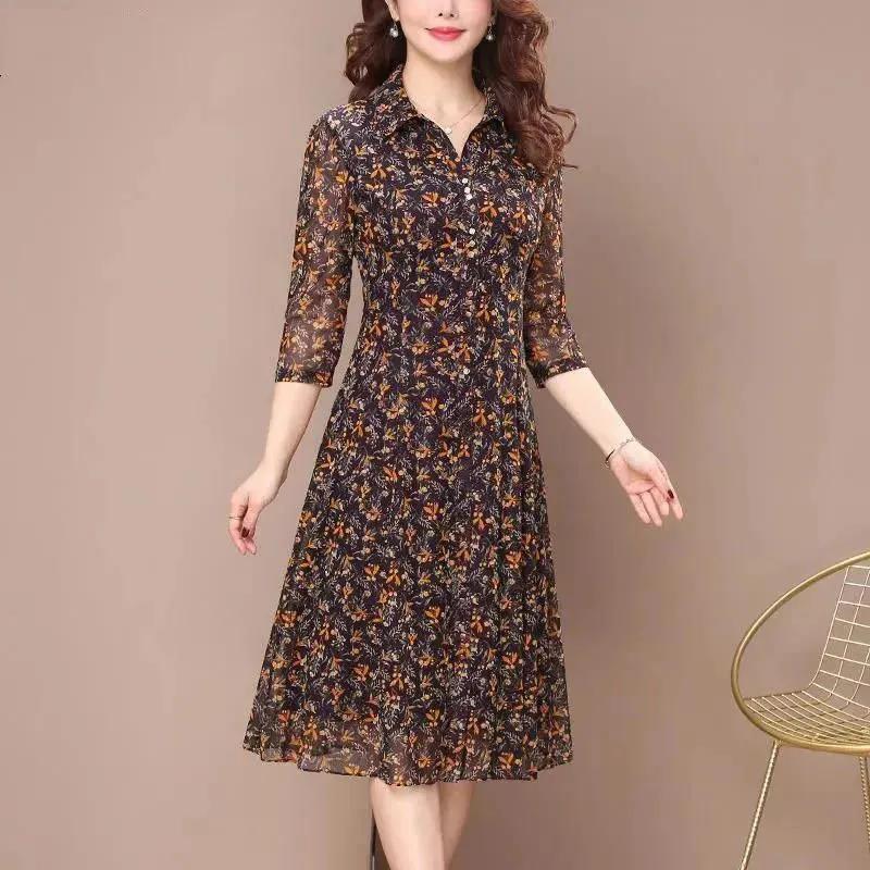 Women's Autumn Mid Length Dress with Slimming Lining and Floral Over The Knee Length Skirt