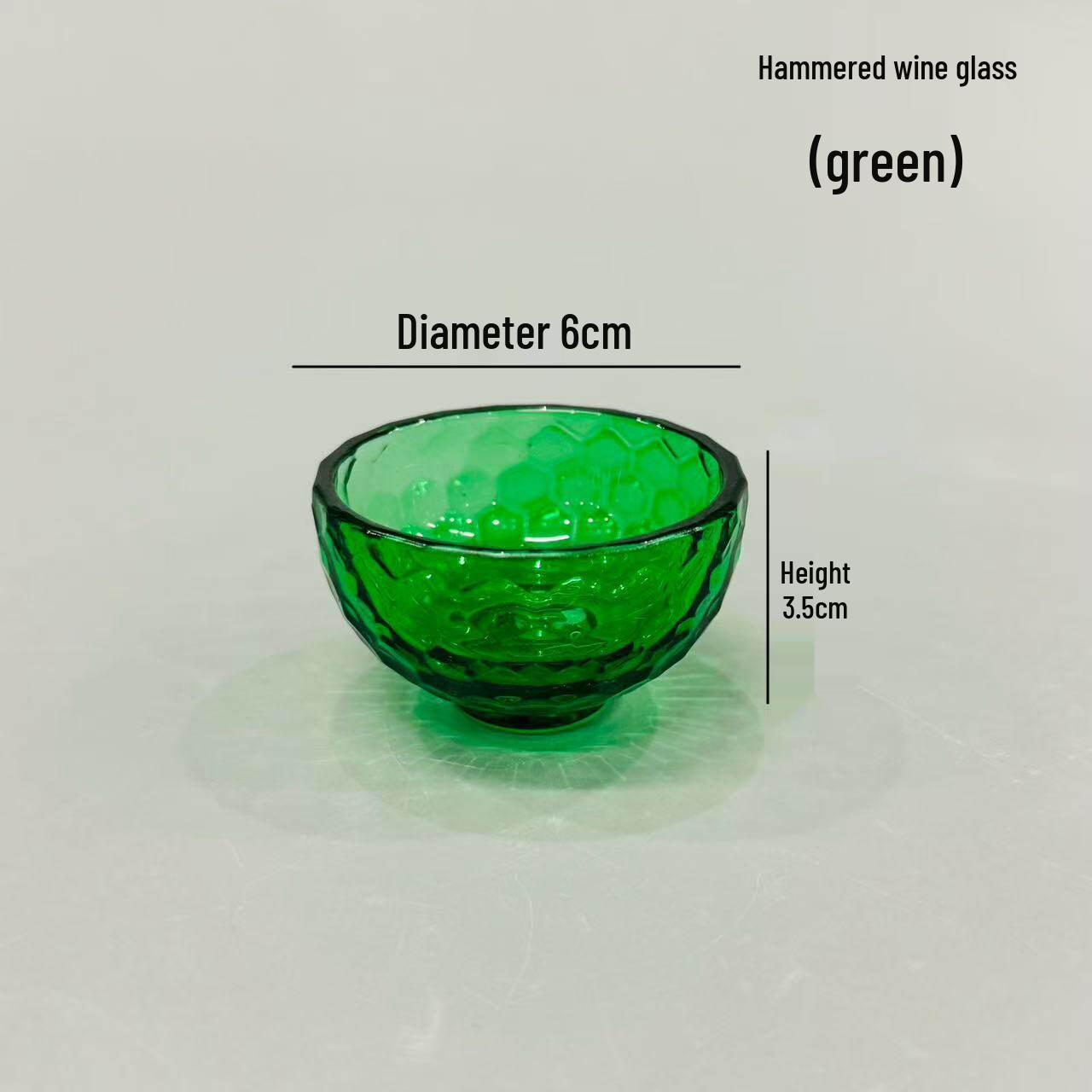 

Hand-Engraved Flower Crystal Glass Cup for Sake, Tea, Wine, Baijiu, and Spirits.