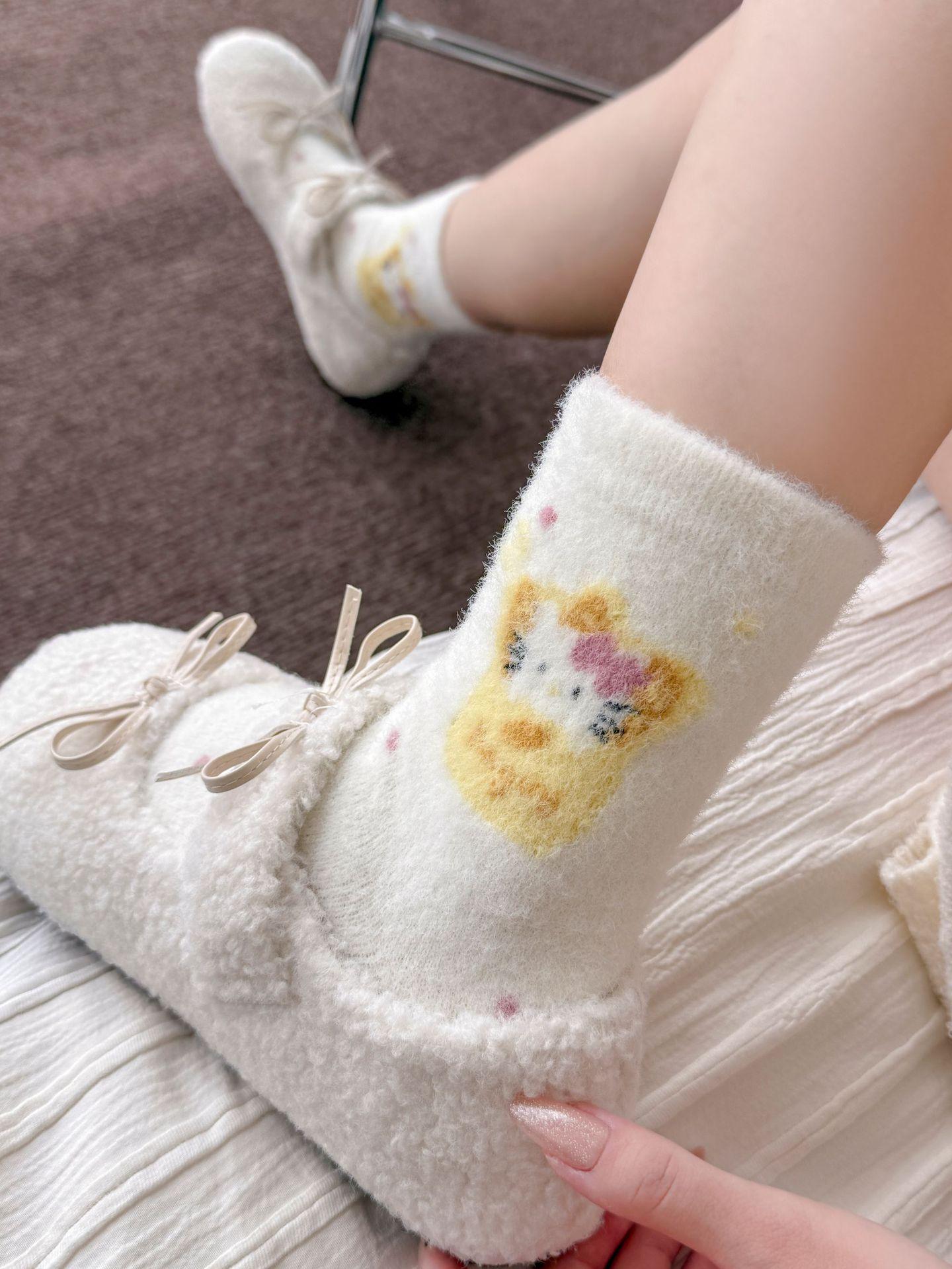 Australian Velvet Socks Season Mid-Tube Socks Cartoon Velvet Thickened Warm Floor Socks Cute Versatile Socks one size