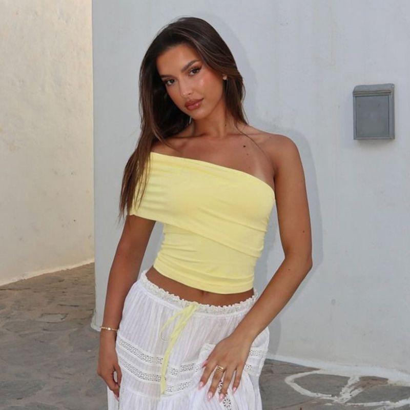 Shemoda Stylish Asymmetric Shoulder Diagonal Collar Pure Color T-shirt Female Sexy Sexy Pleated High Waist Silm Tops