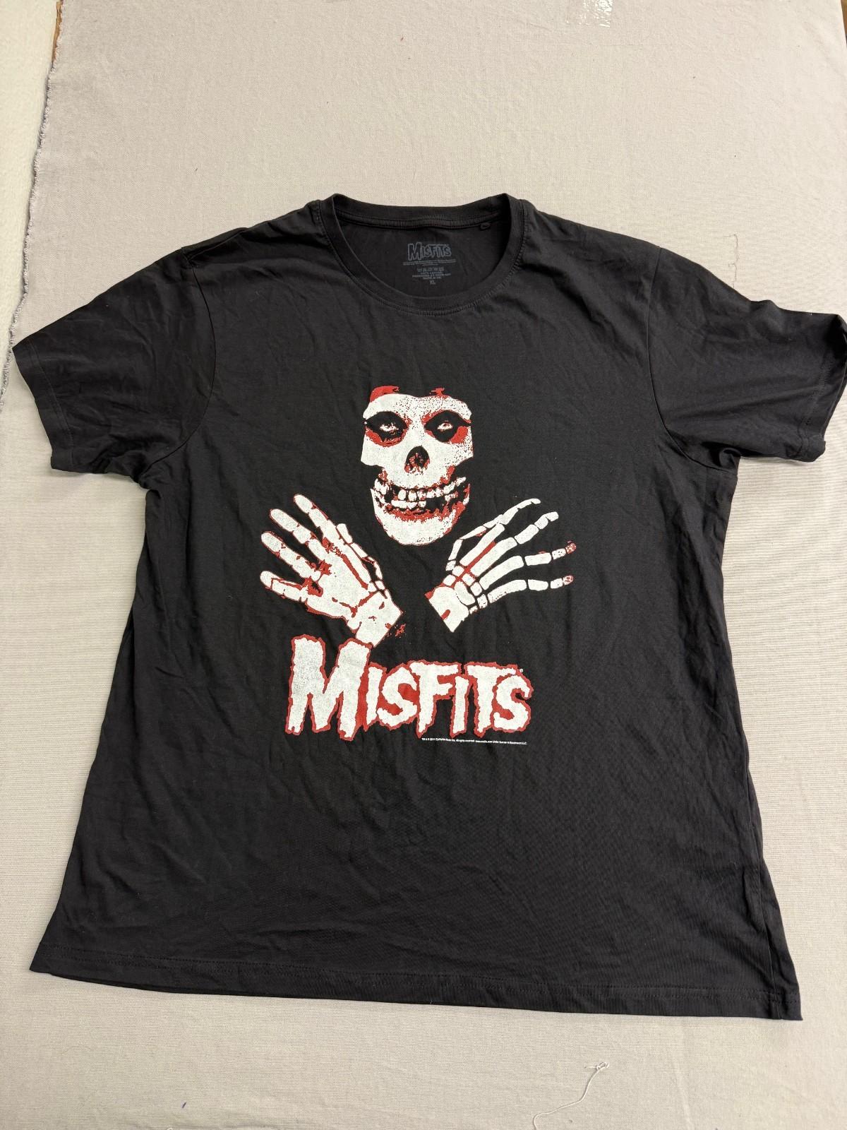 Misfits Fiend Logo T-shirt - Misfits Crossed Hands- Brand New - Band Tees S
