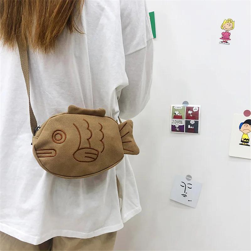 Fish Shape Canvas Messenger Bag Fashion Cute Embroidery Portable Zippered Small Purses Handbags Mini Crossbody Bag