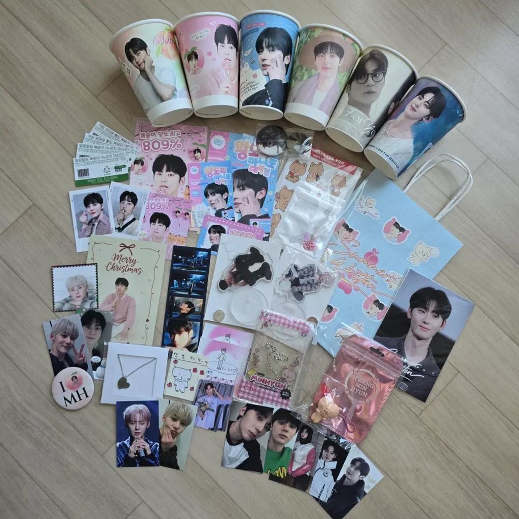 Hwang Minhyun event cafe goods bundle, 2025, 2026 birthday, discharge commemorative items, etc.