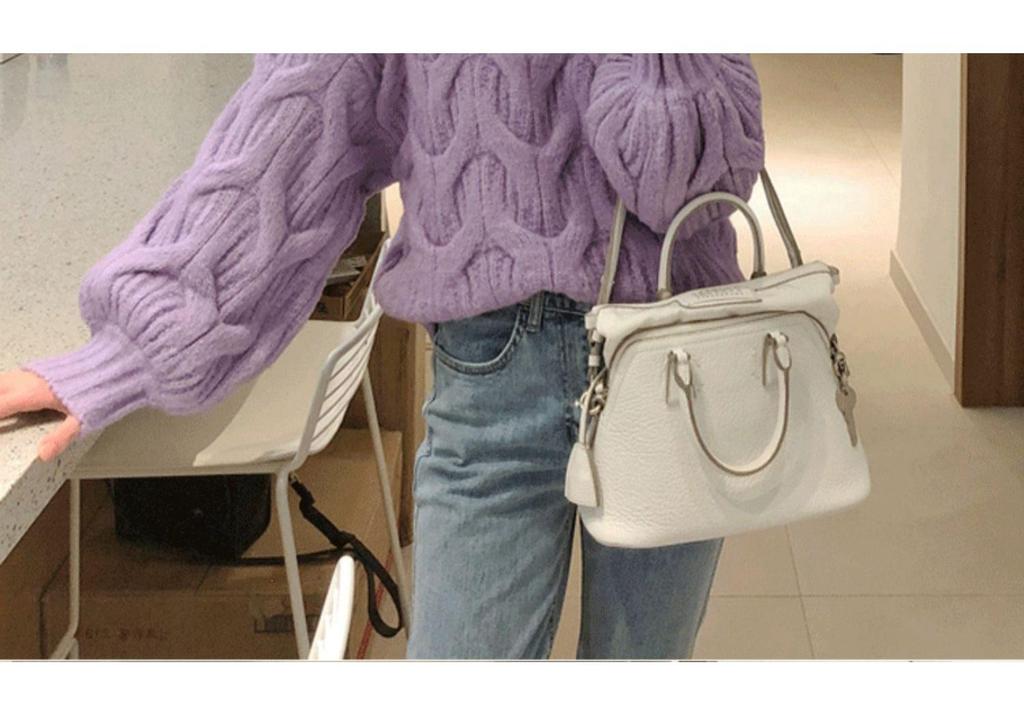 Women's Autumn/Winter Lantern Sleeve Cable Knit Sweater - Loose, Round Neck, Twisted Stitch Pullover.