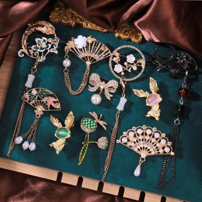 Nová čínská starožitná vějířová brož s dutým temperamentem Špičková módní podzimní a zimní kabáty Příslušenství ke kabátům