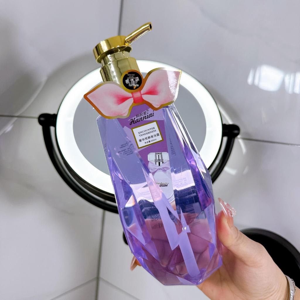 Luxurious Tranquil Body Wash: Moisturizing, Skin-Nourishing, Gentle Cleansing, Refreshing, Oil-Control, Long-Lasting Fragrance.