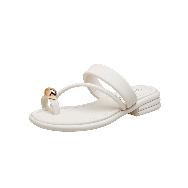 

Grape mother has the same 2025 summer new set of toe thick-bottomed beach casual slippers for women s leather sandals 35