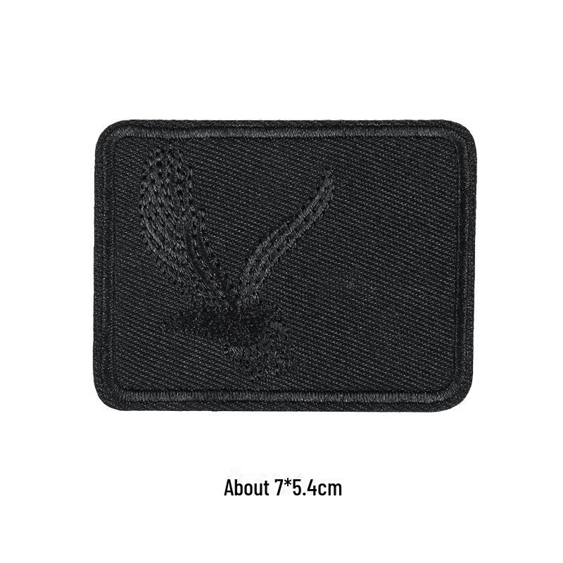 

Черная самоклеящаяся заплатка для ремонта кожаной куртки без швов и вышивки.