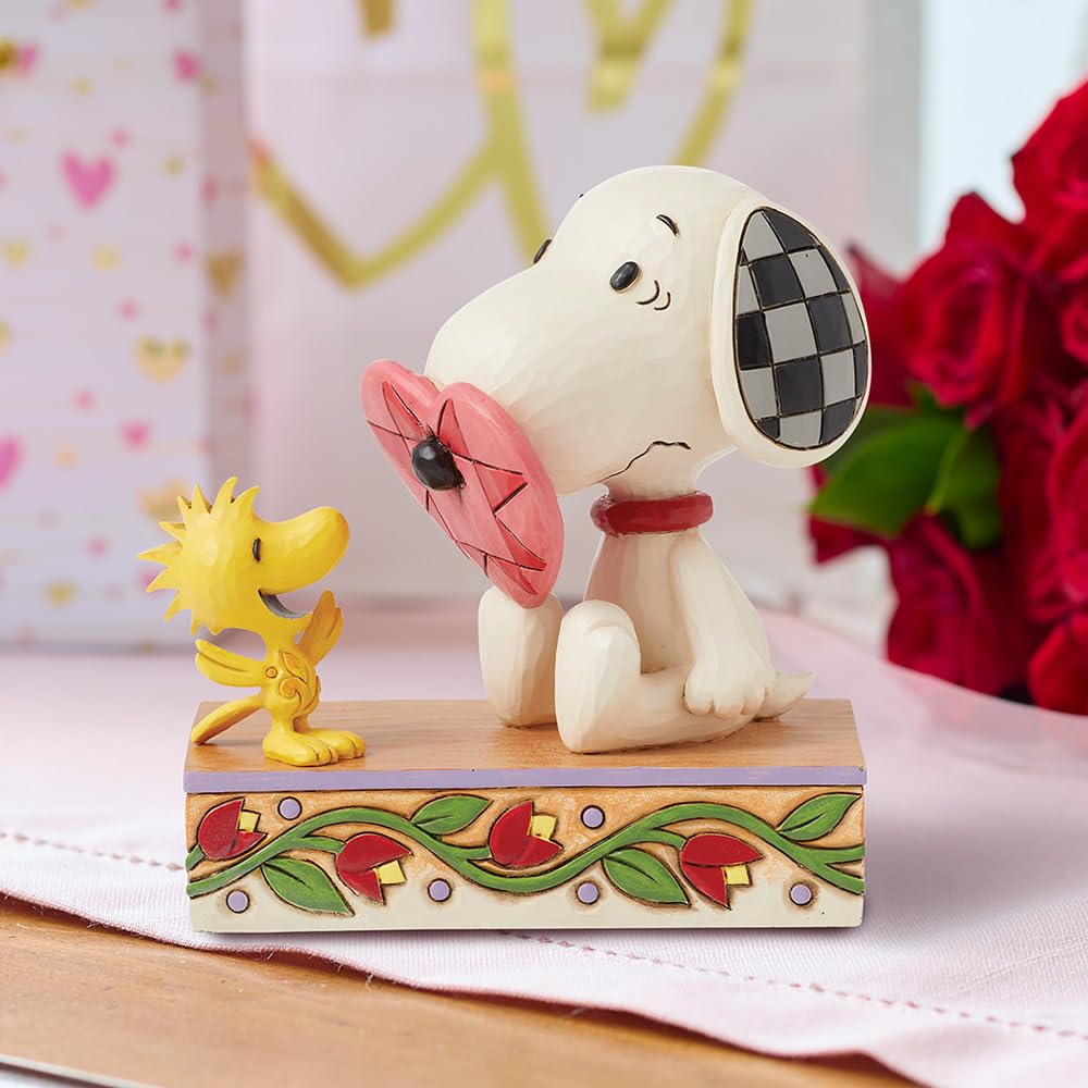 JIM SHORE Snoopy with Nose Through Heart 6016259