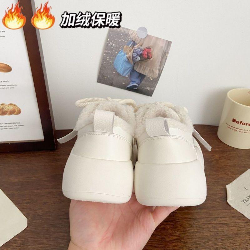 Milchweißes Samt-Baumwoll-Schuhpaar, hässlich süß, Winter Neu, schick, Nische, Baumwollschuhe, Brotschuhe mit großer Spitze