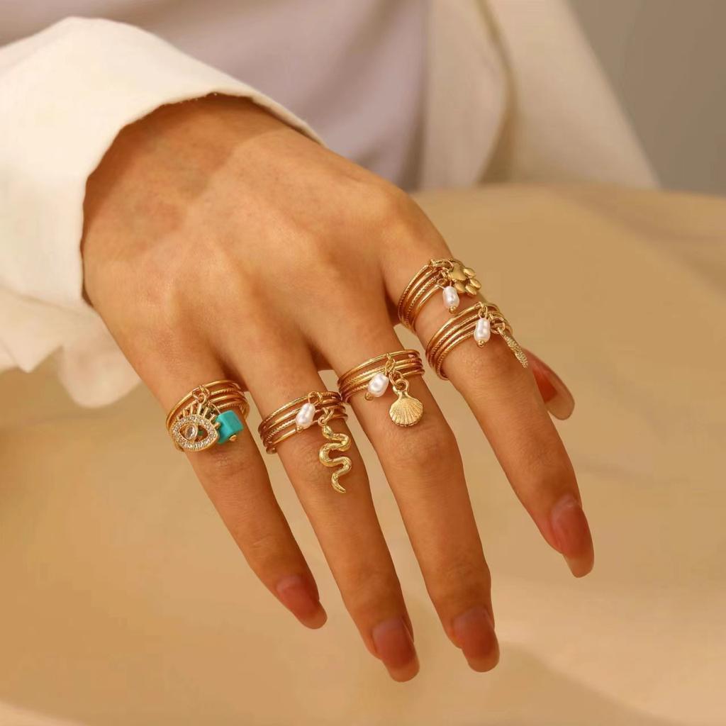 Luxury Design Baroque Pearl Eye Snake Pendant Rings for Women Retro Charm Gold Color Zircon Starfish Shell Finger Jewelry Gift
