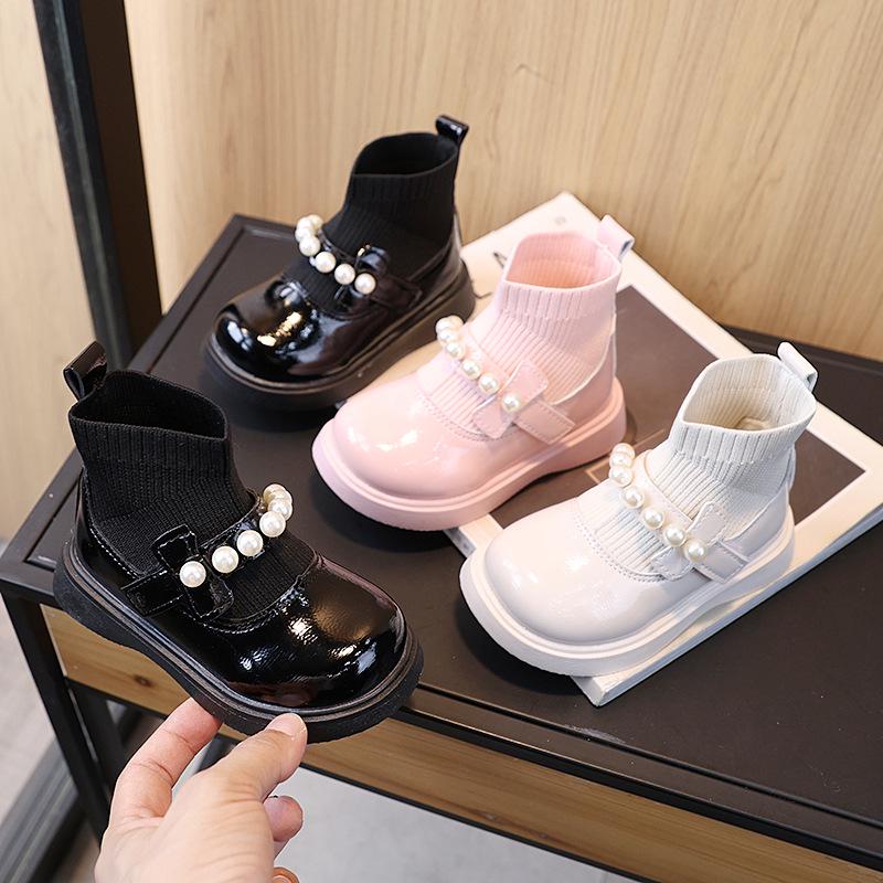 2025 Autumn Girls' Fashion: Versatile Pearl-Adorned Mid-Calf Leather Princess Boots