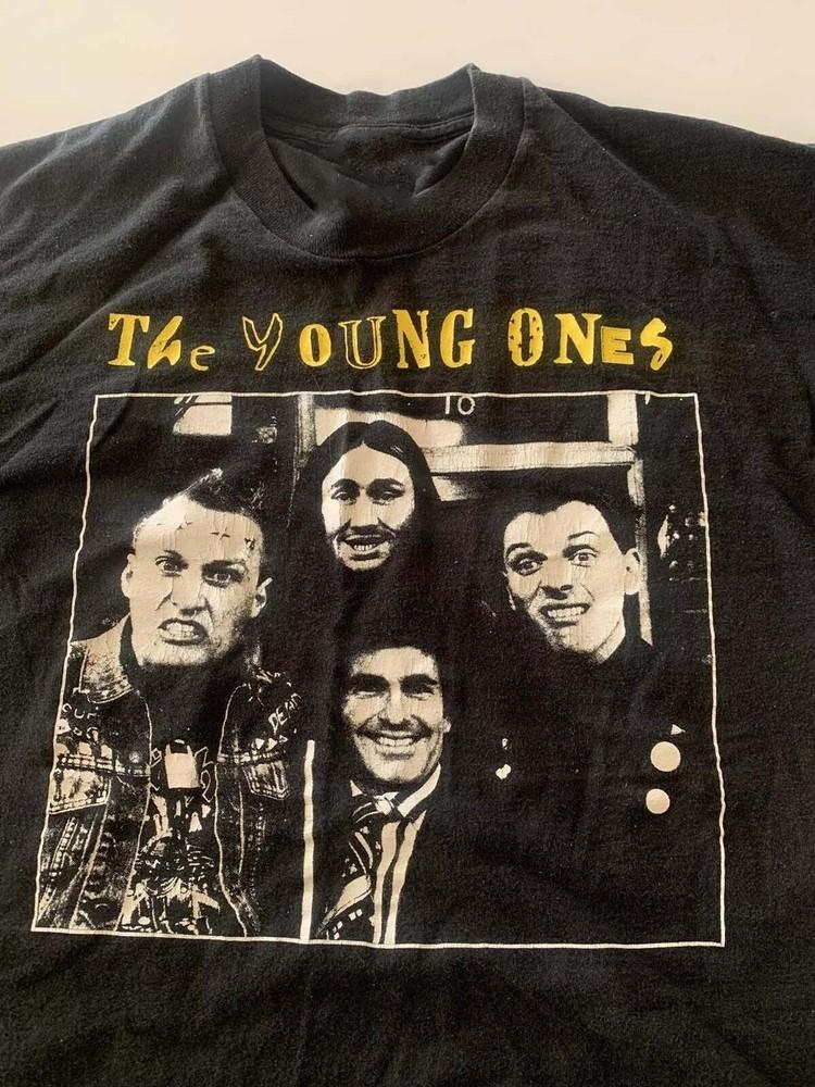 

The Young Ones Full Size Black Gift For Family BL620 Unisex T-Shirt XXXL