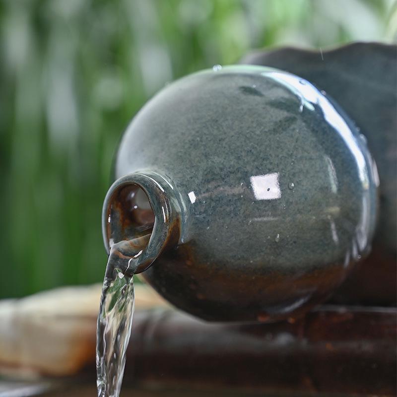 Kiln-Fired Ceramic Water Jar with Filtration, Circulation, and Ornamental Flow for Fish Tanks