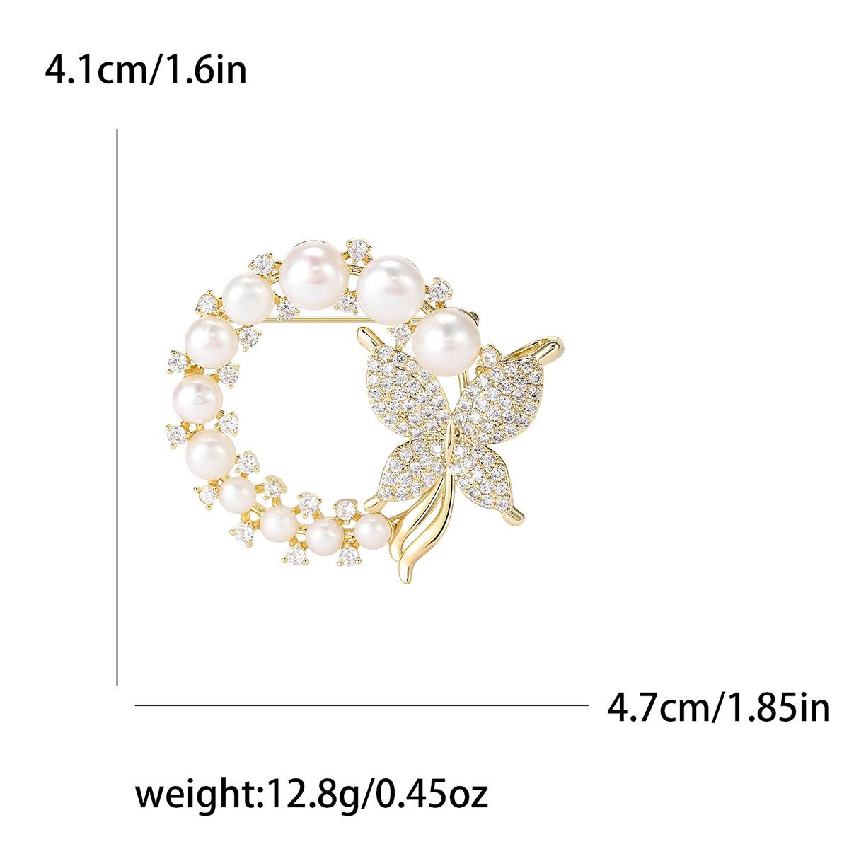 

Япония и Южная Корея Высококачественная микро-инкрустированная циркониевая брошь, венок из жемчужных бабочек, модный темперамент, универсальные аксессуары для одежды