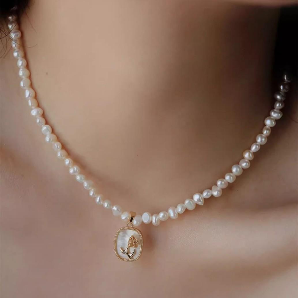 Small Particles Special-Shaped Baroque Irregular Freshwater Pearl Necklace Female Rose Fritillary Pendant Collarbone Chain Neck Chain