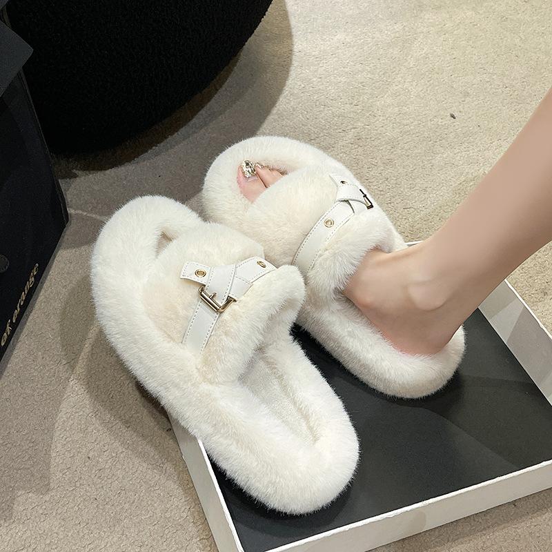 

Internet celebrity large size fluffy slippers women s outer wear 2025 new autumn and winter niche design sense fashion home flat bottom cotton 35