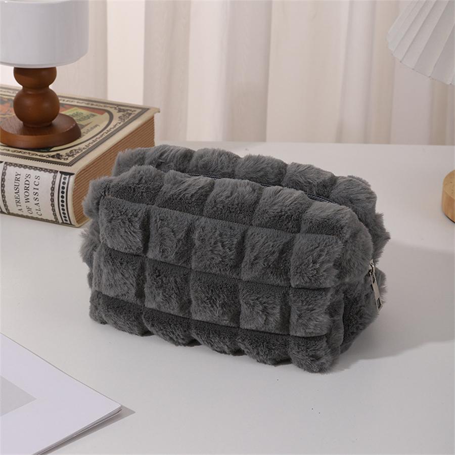 Cute Plush Travel Cosmetic Lipstick Brush Storage Bag Toiletry Kit Women Kawaii Makeup Handbags Organizer Pouch Bags Pencil Case