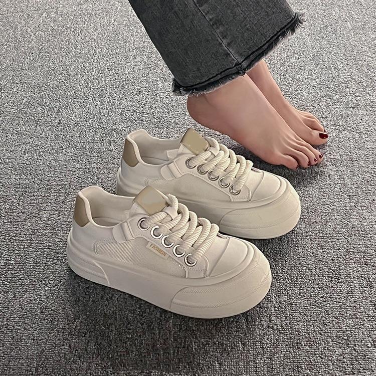 Thick-soled hole board shoes women's thin models, new breathable mesh shoes, muffin soles increase height, fashion, comfort and versatility