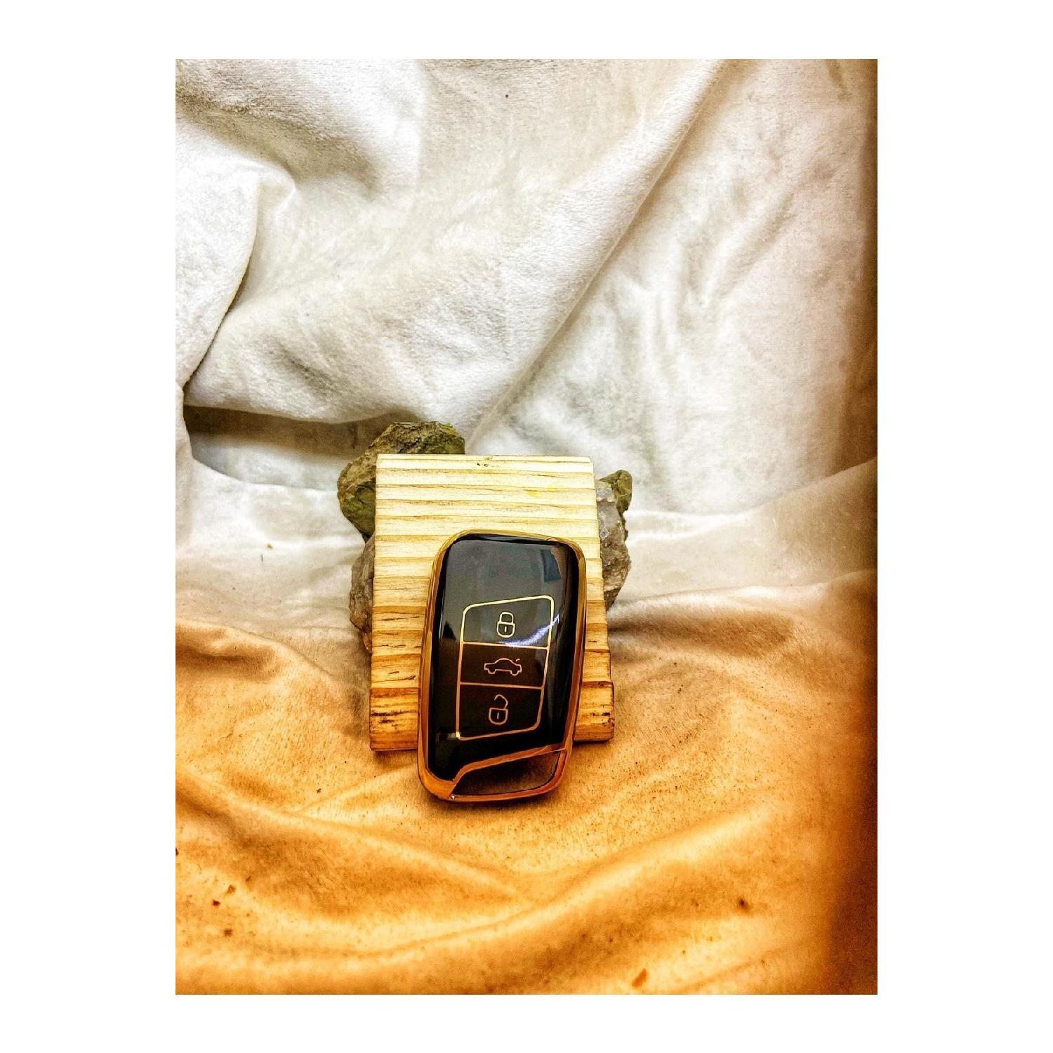 

Volkswagen Passat B8 Skoda Black-gold Nano Rubber Car Key Case Control Case Cover