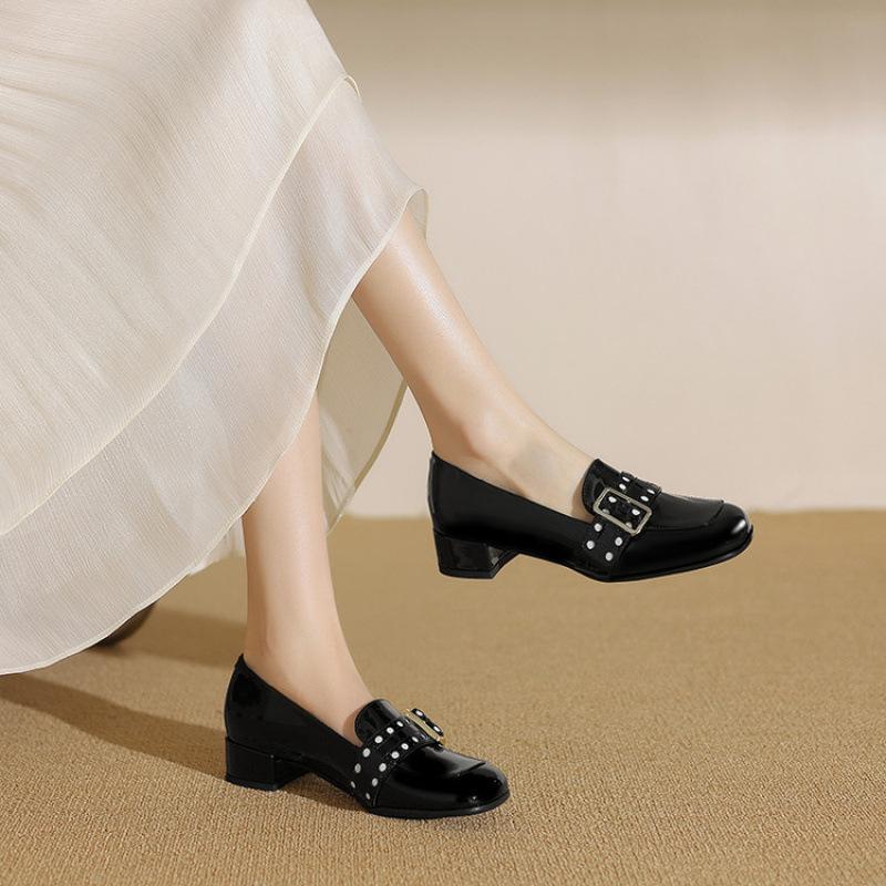 French Women's Single Shoes Retro Square Head Mary Jane Shoes Spring New Mid-heel Solid Color Commuter Thick Heel Patent Leather Foot Cover