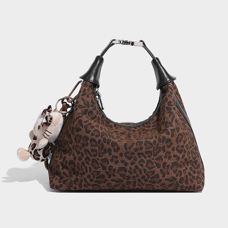 

2024 autumn and winter niche fashion leopard print popular new versatile dumplings high-end handbag