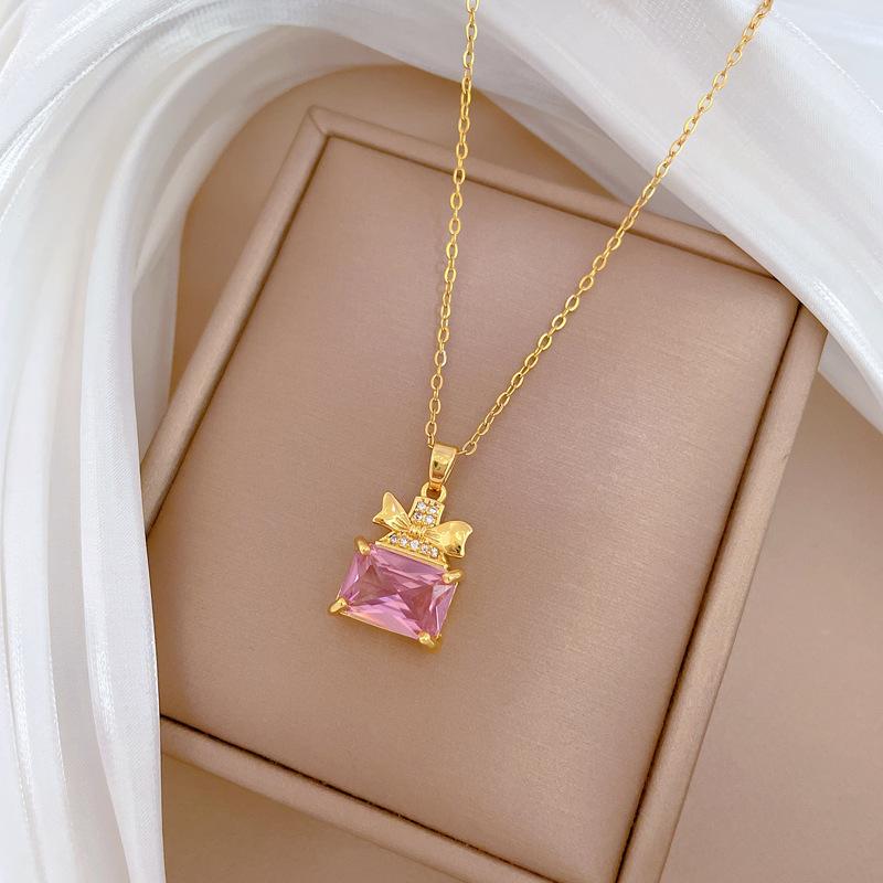 Geometrischer Schmuck-Set aus weißem synthetischem Zirkonia mit Ohrringen und Halskette für Damen