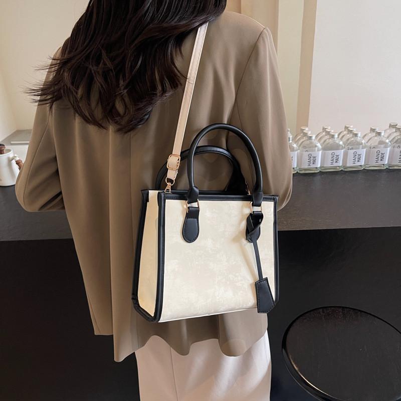 Trendy Korean Style Tote Bag For Women Stylish Casual Color Block Crossbody Bag 2024