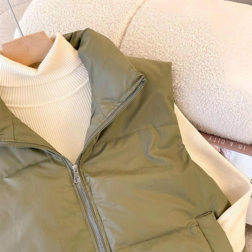 Plus-Size Women's Slimming Cotton Vest - Autumn/Winter Fashion, Versatile Sleeveless Outerwear.