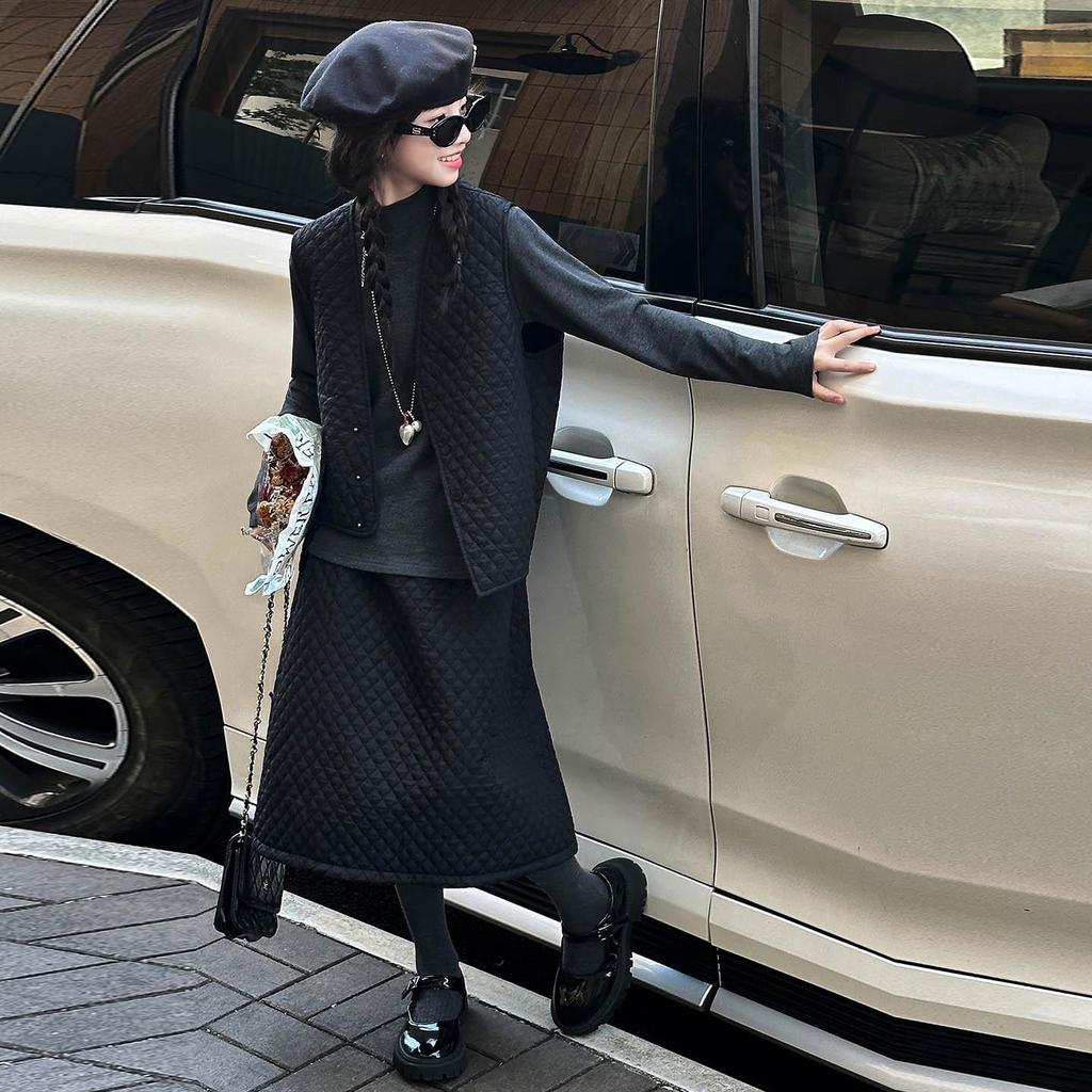 Set Vestă Matlasată și Fustă Midi pentru Fete - Modă Toamnă/Iarnă