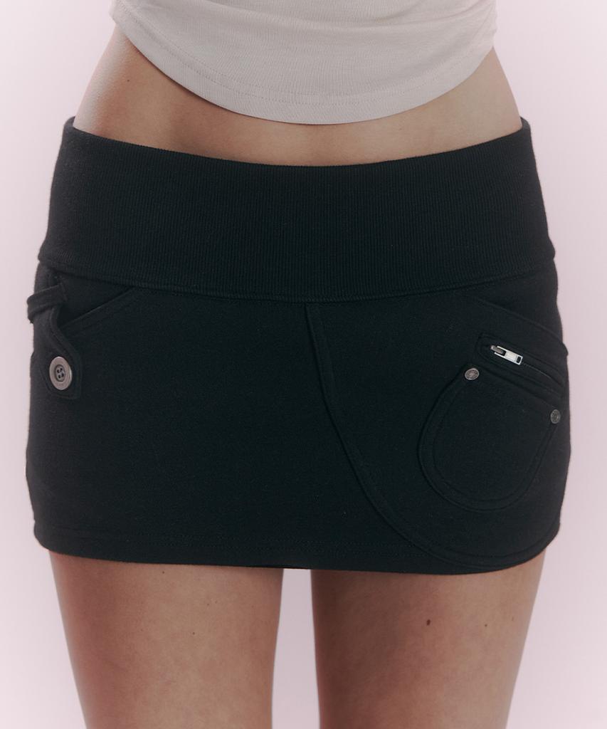 Peullijeunopallou Karena Side Pocket Mini Skirt (Black)