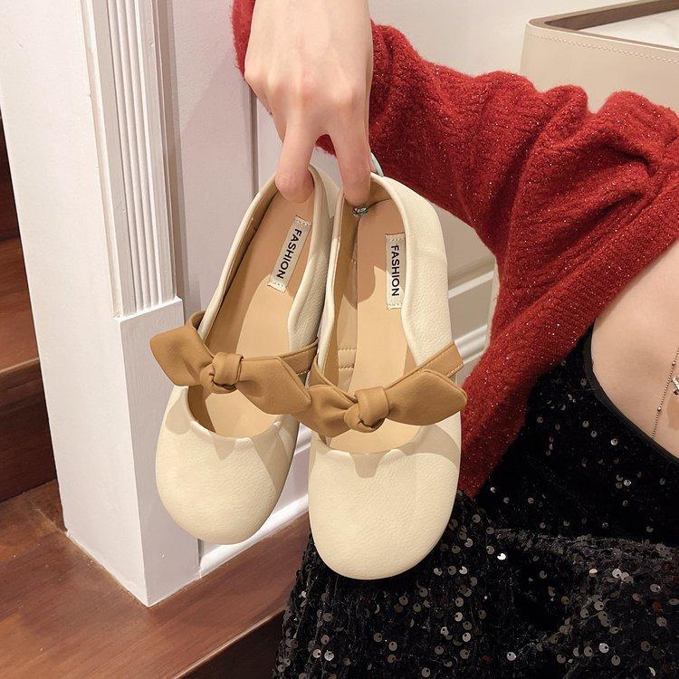 Нежные туфли Мэри Джейн на плоской подошве модные и удобные женские весенние туфли с бантом и неглубокой горловиной мягкие на подошве 35 2555₽