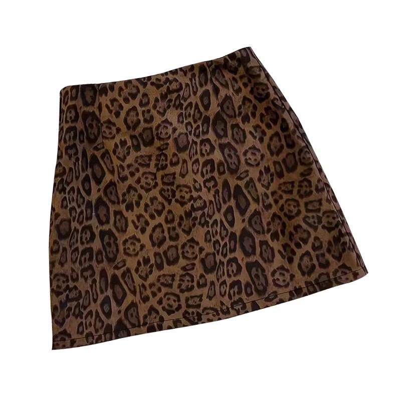 Spicy Retro Leopard Print A-Line Mini Skirt for Women - High Waist, Slimming, Autumn/Winter 2024 Collection
