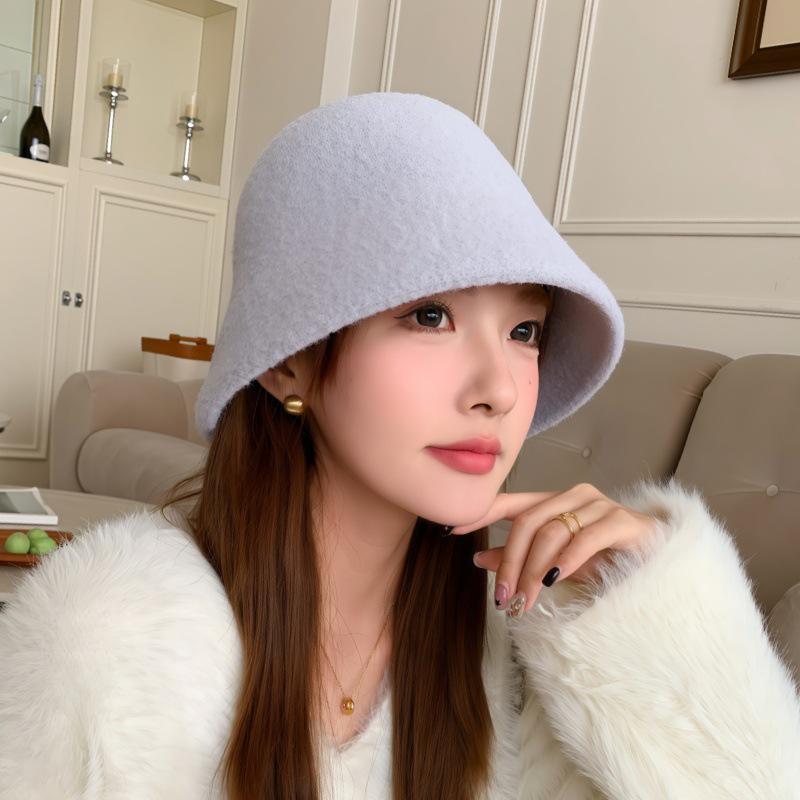 

Новая пушистая панама с буквенной этикеткой - корейский стиль, теплая, высококлассный дизайн для женских путешествий на открытом воздухе осенью и зимой