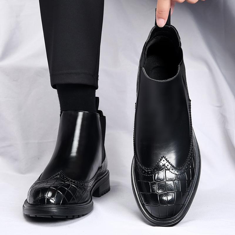 Pantofi din piele de culoare solidă pentru bărbați Brogues Primăvară Toamnă Pantofi de rochie pentru bărbați de designer nou Mocasini casual britanici la modă Bărbați