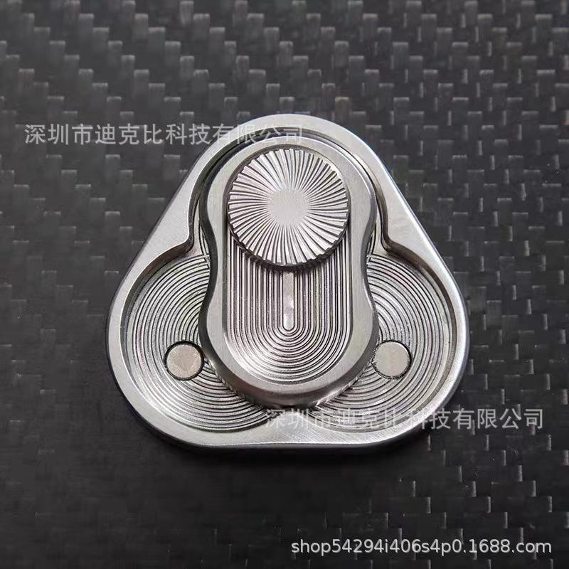 Triangular Silver Stress Relief Fidget Card: Portable EDC Push Coin for Stacking and Relaxation
