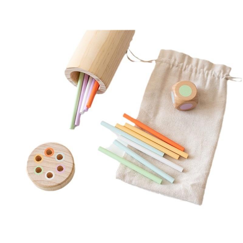 משחק אינטראקטיבי מעץ צבעוני 'הוצאת המקלות המאוזנים' צעצוע פאזל לילדים לגילאי 3 עד 6 אינטראקציה הורה-ילד