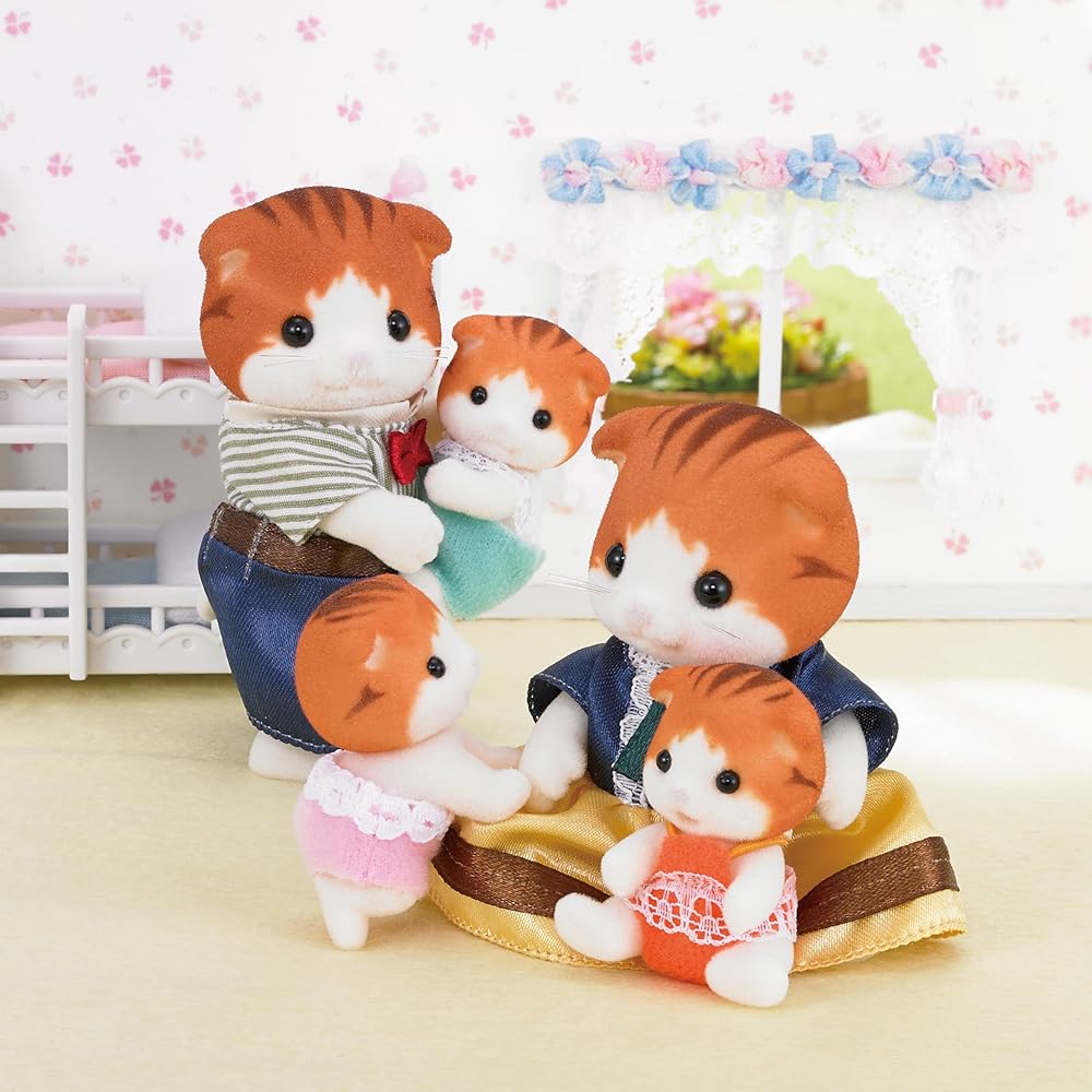 EPOCH Sylvanian Families Maple Cat Family Doll Set with Accessories, 3 Figures, Collectible Toy