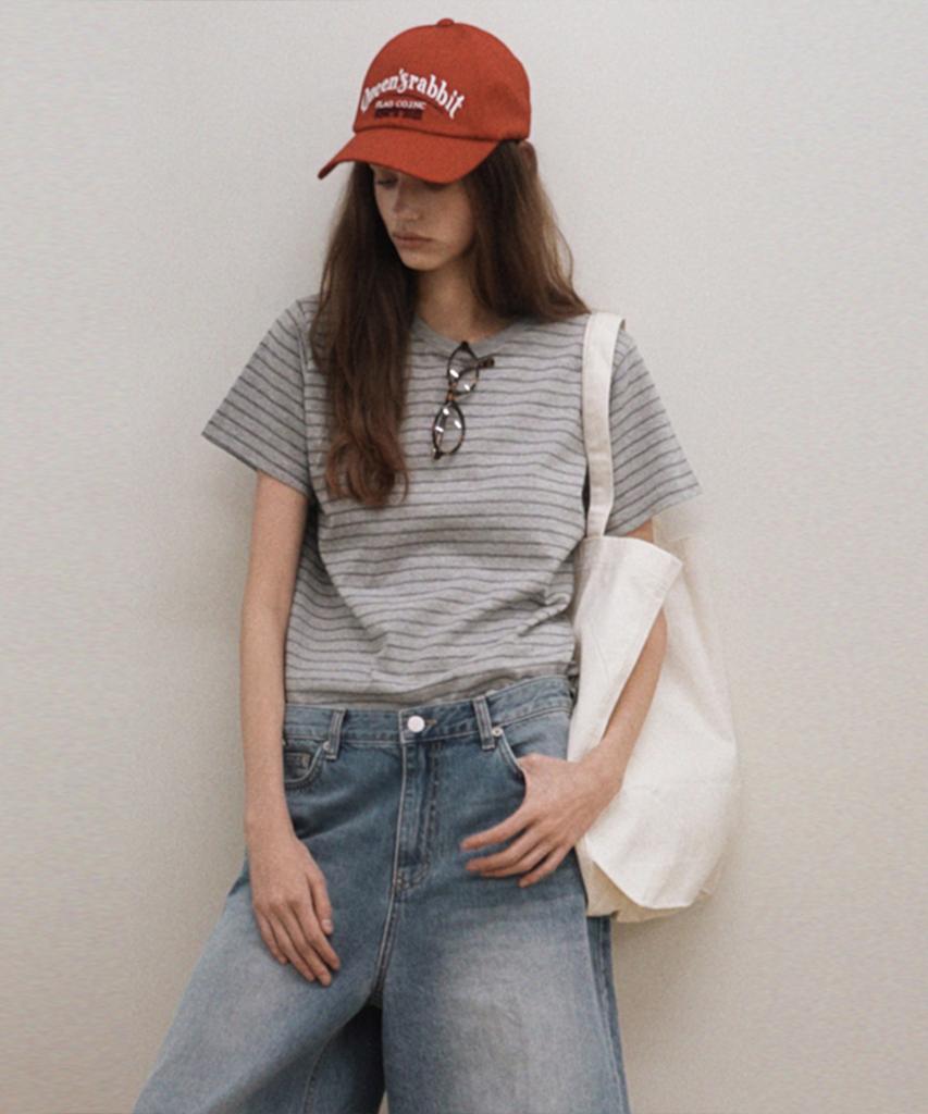 Kwinseulaebis Basil Stripe Round-Neck T-Shirt