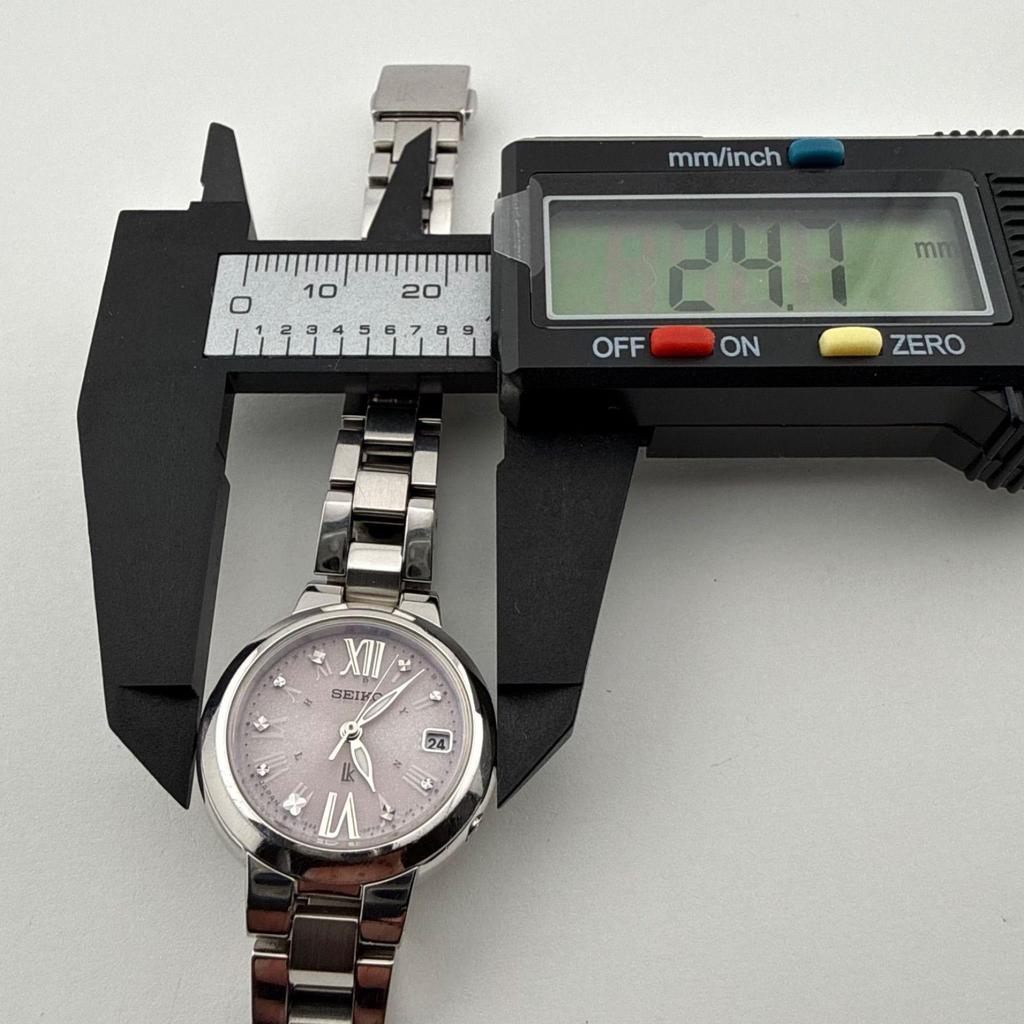 Used SEIKO 1B22-0CN0 Seiko LUKIA Ladies Watch Radio Solar Working Condition Radio Reception Confirmed [M434]