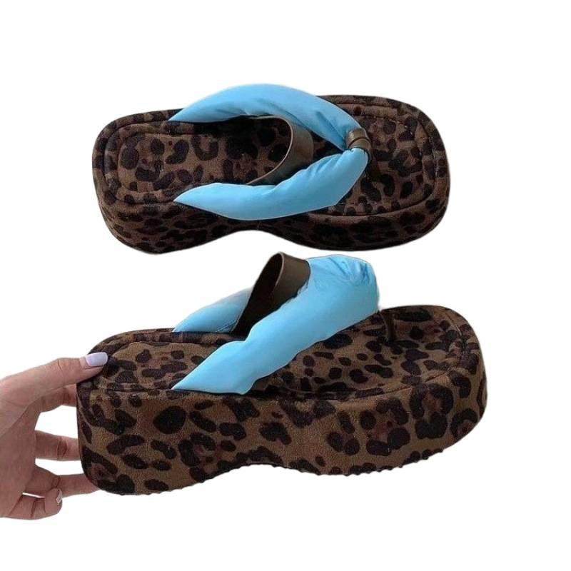 Sponge Cake Thick Bottom Wedge Slippers Women's Summer Wear 2025 New Small Retro Leopard Print Transparent High Heel One-word Drag