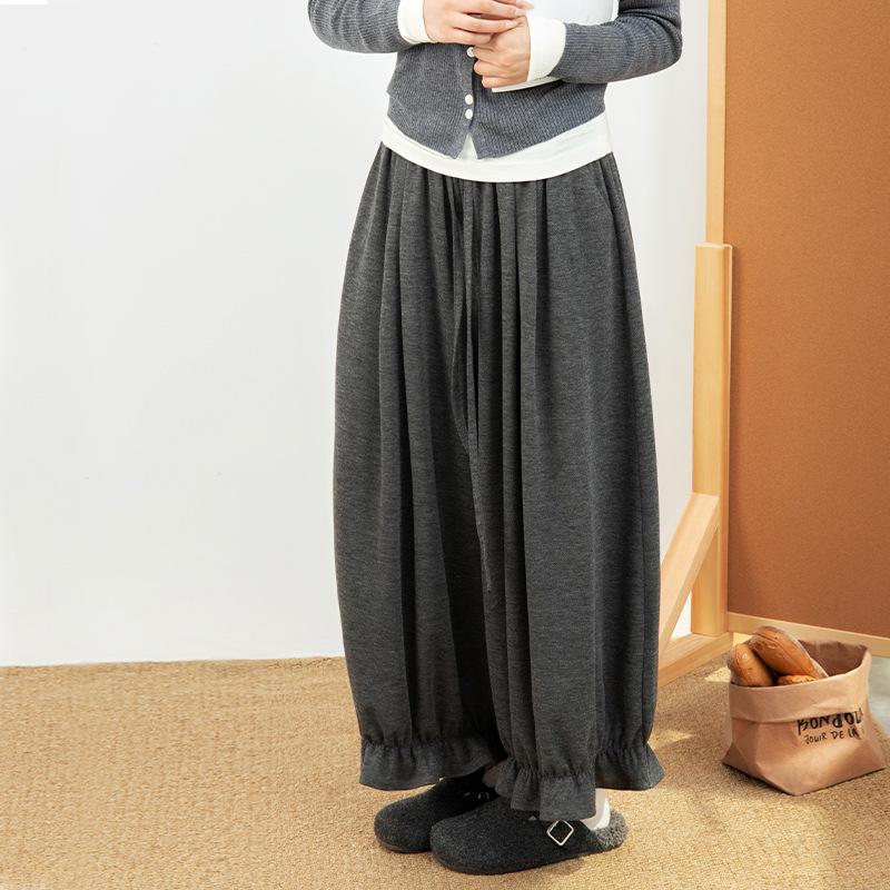 Japanese Fashion Cropped Pants for Woman Vintage Baggy Lantern Trousers Women Spring Autmn Kawaii Ruffled Casual Pant Mujer