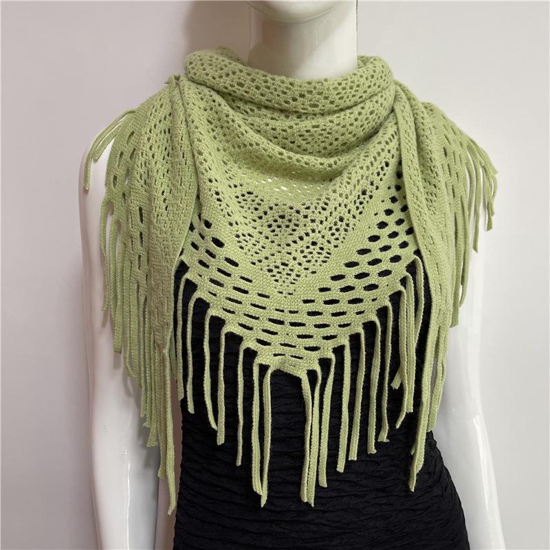 1pc Knitted Hollow Tassel Circle Scarf