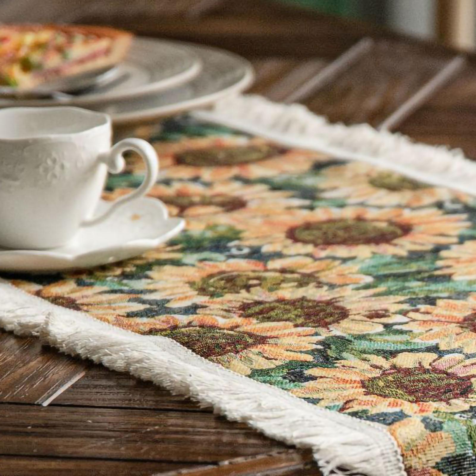 

Jute Table Runner Jacquard Sunflower Pattern American Style with Tassels Table Runner Decoration for Party Yellow 30x120cm/11.8x47.2in