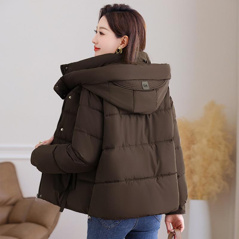 

The New Loose Cotton-padded Jacket Is Short and Short, and The Mother Wears A Hooded Loose and Thin Bread Coat. M