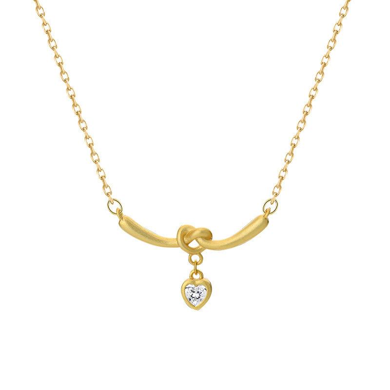 Korean Version Of Girl'S Heart Knotted Love Necklace Female Niche Light Luxury High Sense Hollow Heart-Shaped Clavicle Chain Temperament Neck Chain