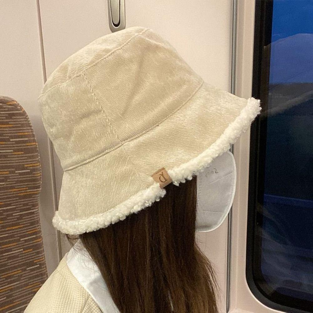 Chapeau Bob Simple en Laine d'Agneau Chapeaux Décontractés pour Femmes Hiver Style Coréen Chapeau de Pêcheur en Peluche Pour Femmes